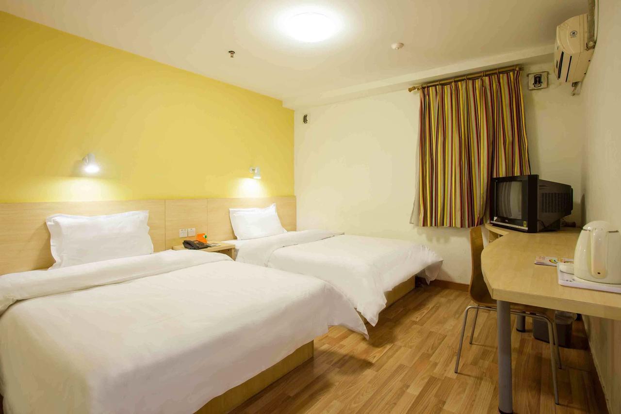 7Days Inn Shenzhen Long Hua Pokoj fotografie